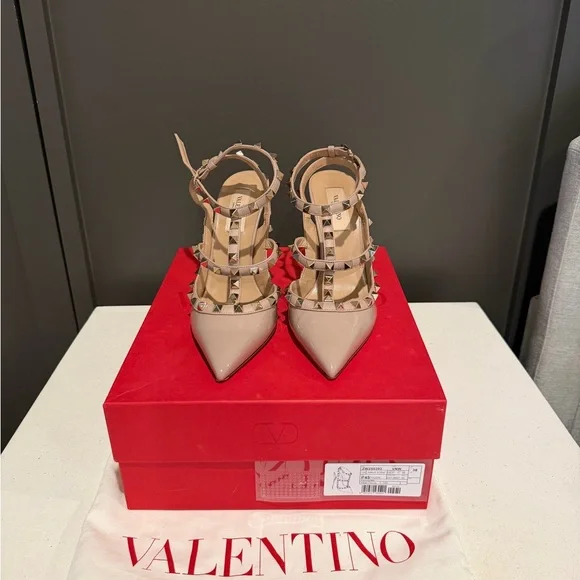 Valentino Nude Patent Rockstud Strappy Pointed Pumps - Picture 1 of 5
